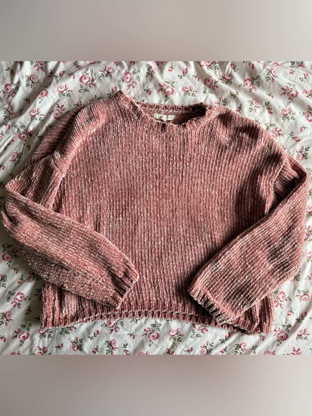 LA hearts pink sweater